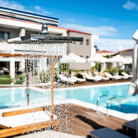 Hotel Lagaria 4*
