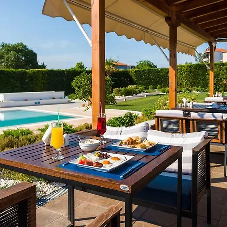 Lagaria Hotel